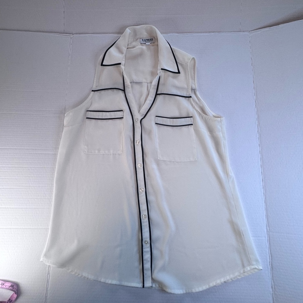Express Portofino Sleeveless Blouse Black Piping White Button Front Top M - Picture 6 of 10